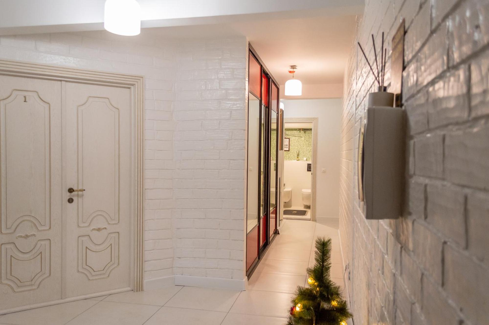 Комната С Двухместной Кроватью В Квартире С Общим Душем И Кухней, Double Room In A Guest Apartment, Camera La Cheie In Apartament Cu Dus Si Bucatarie Comuna Chisinau Ngoại thất bức ảnh